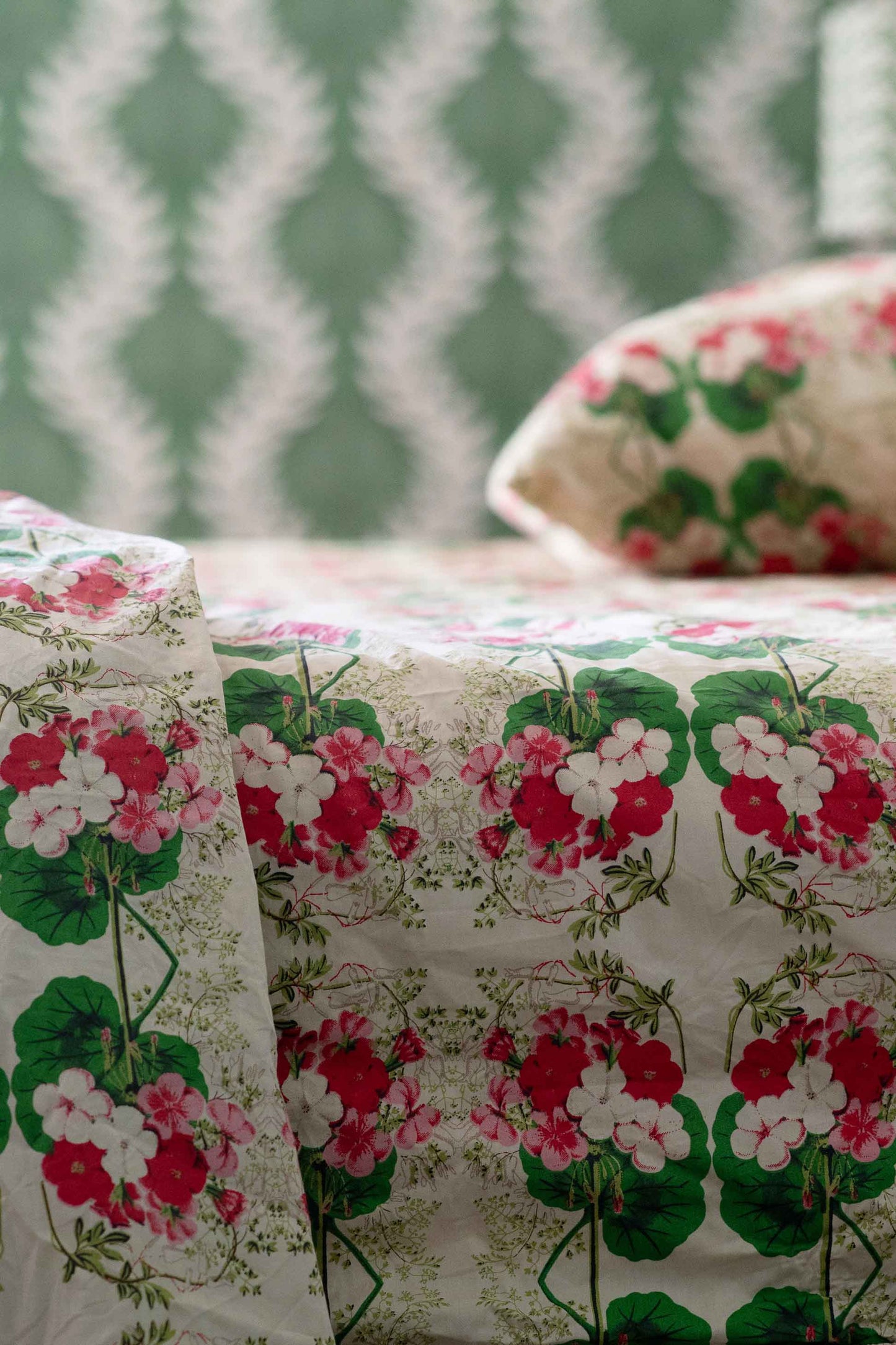 Lazybones Organic Cotton Sheet Set - Pelargonium