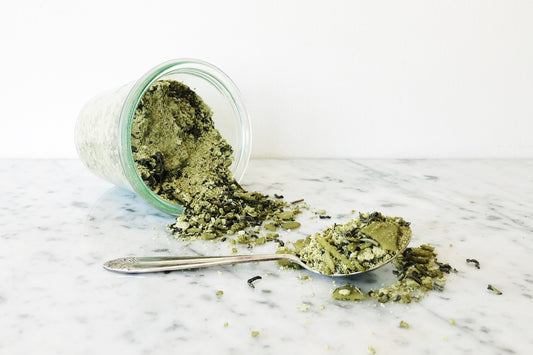 DIY Healing Seaweed & Green Tea Bath Soak