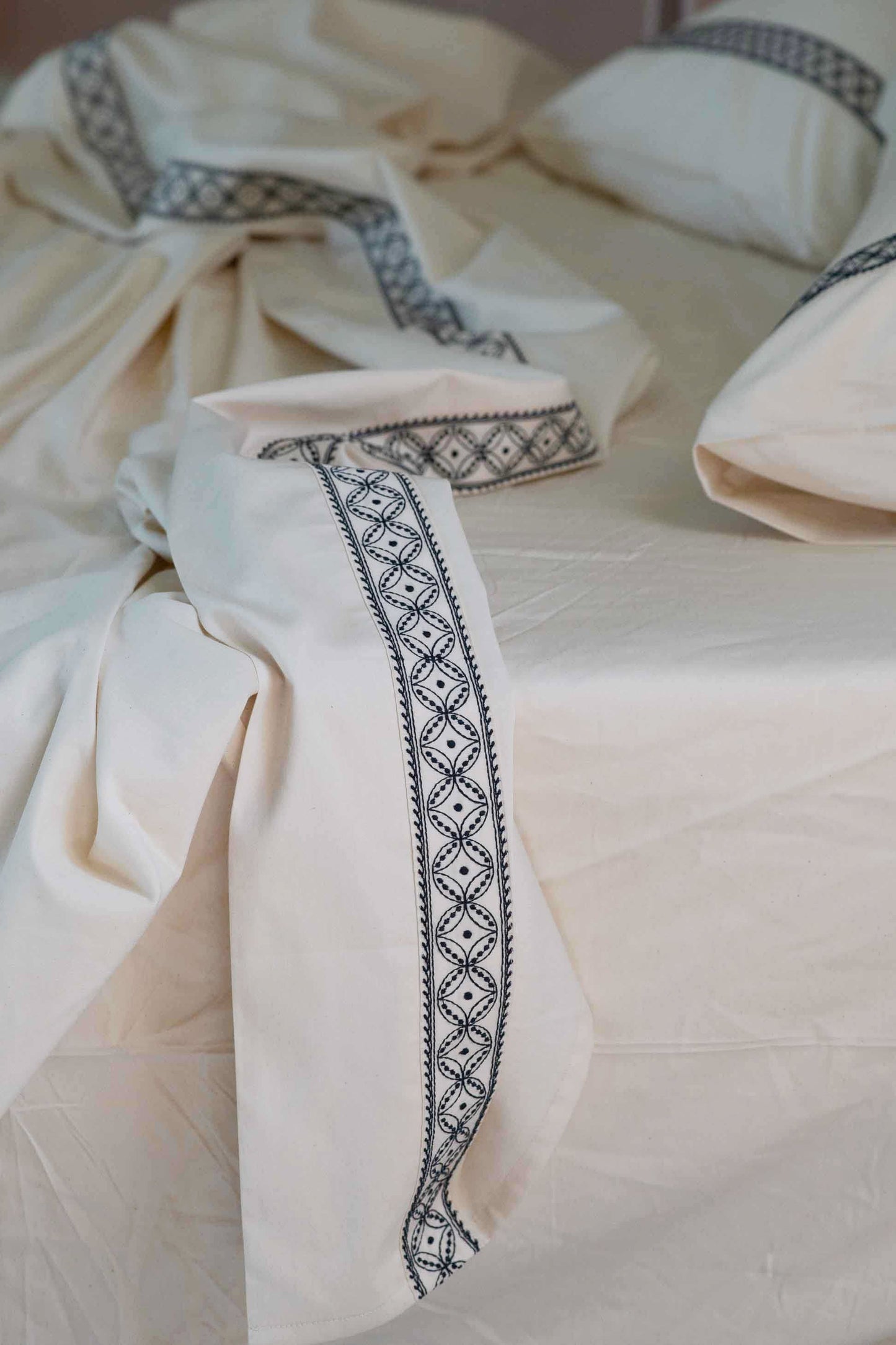 Lazybones Organic Cotton Sheet Set - La Belle
