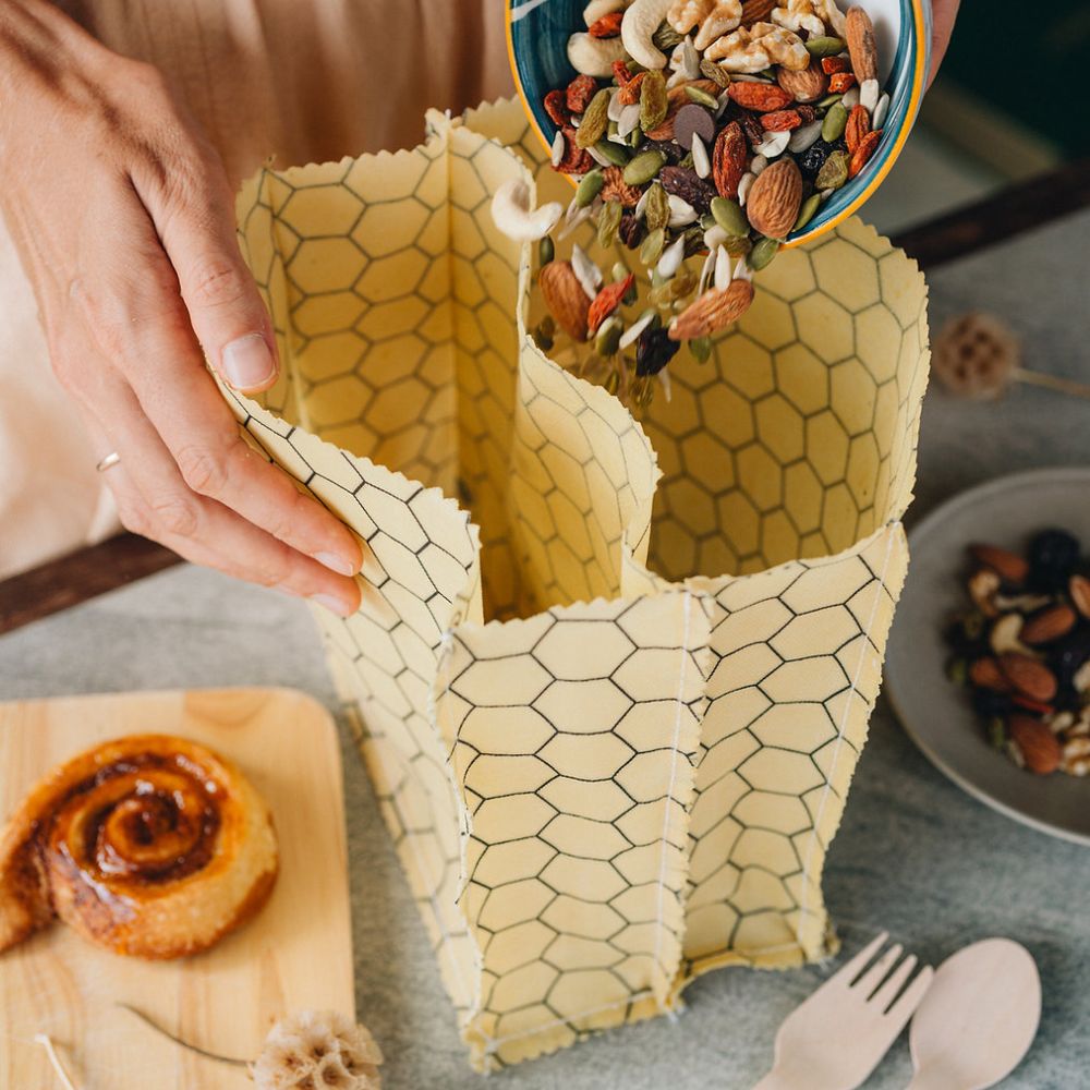 Reusable Beeswax Food Wrap – Chickens Farm Pattern – Choose Size & Color – Handmade In UK