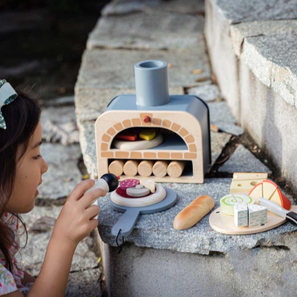 Tender Leaf Toys Make Me a Pizza!