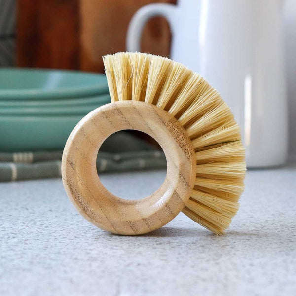 Full Circle Ring Vegetable Brush
